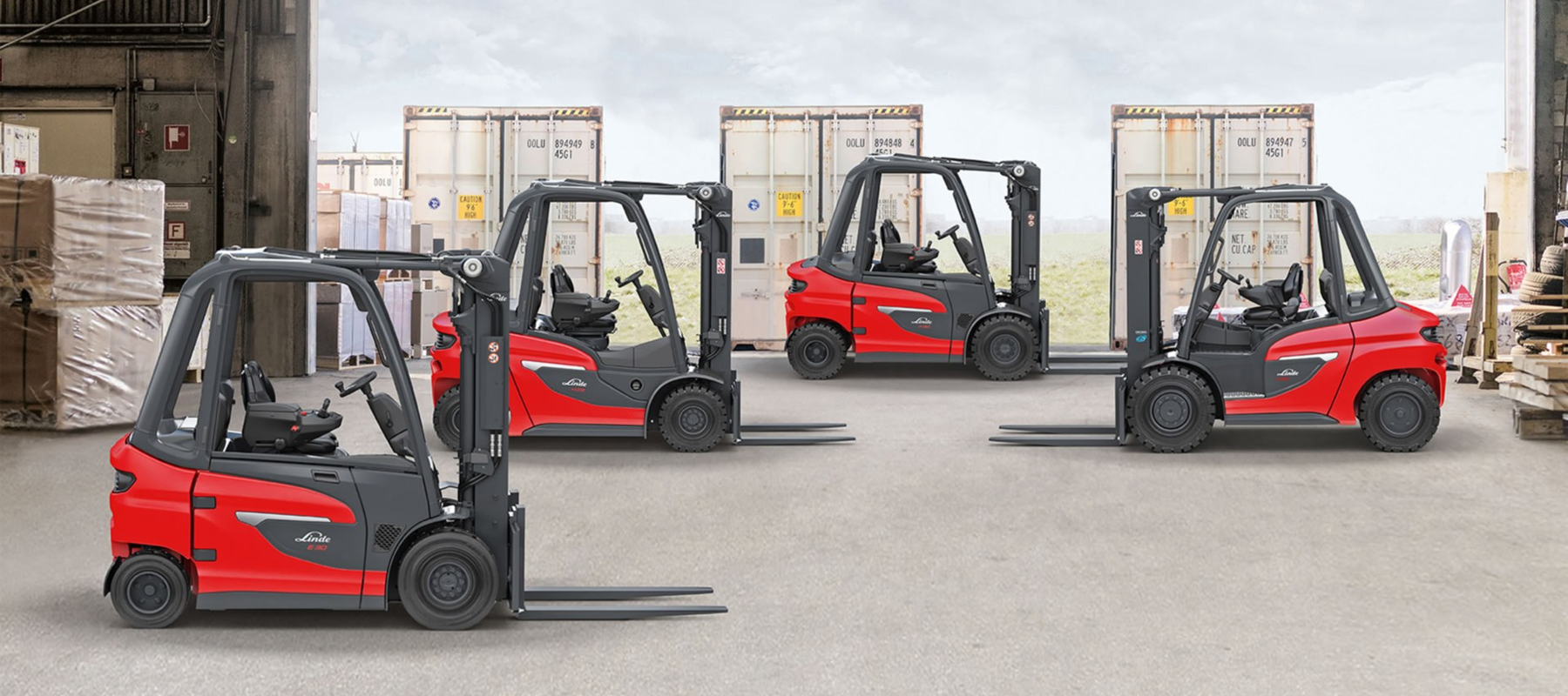 Multiple Linde Forklifts in a Warehouse