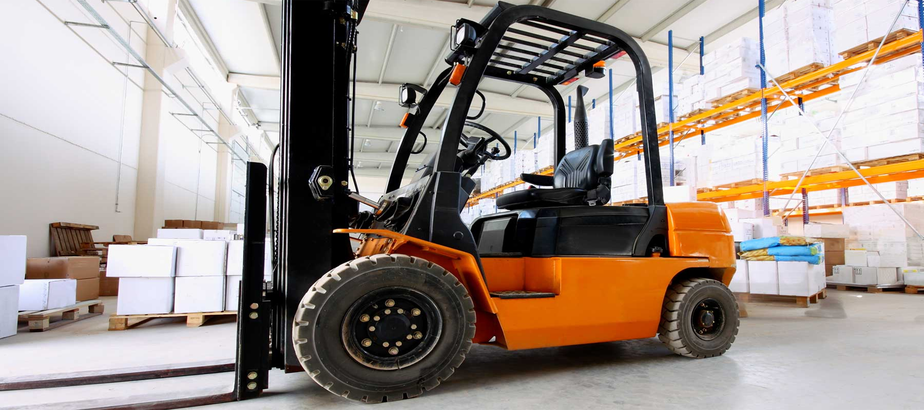 Straight Mast Forklift