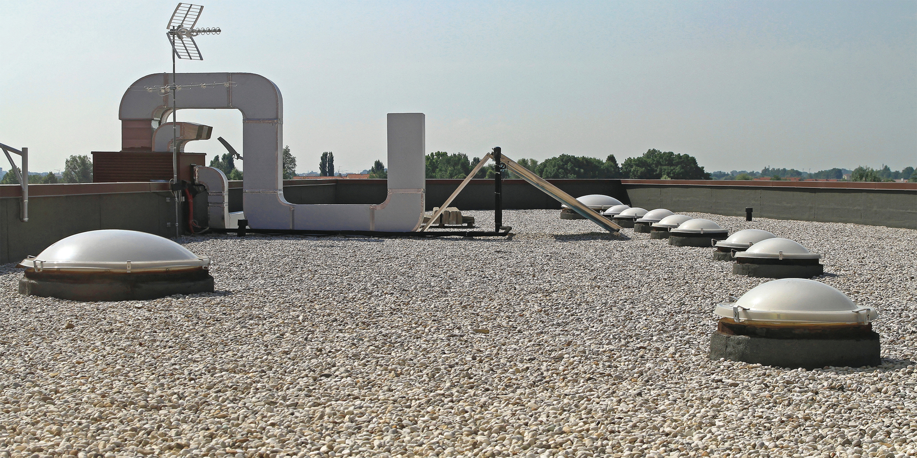 Tar and Gravel Roof on Commercial Building